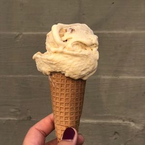 Meet your Posher, Suzanne